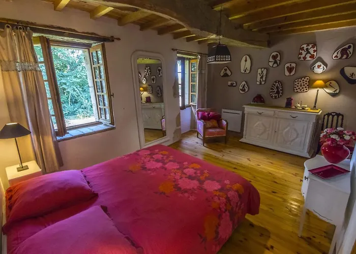 D'hotes Enmarcade ホームステイ *