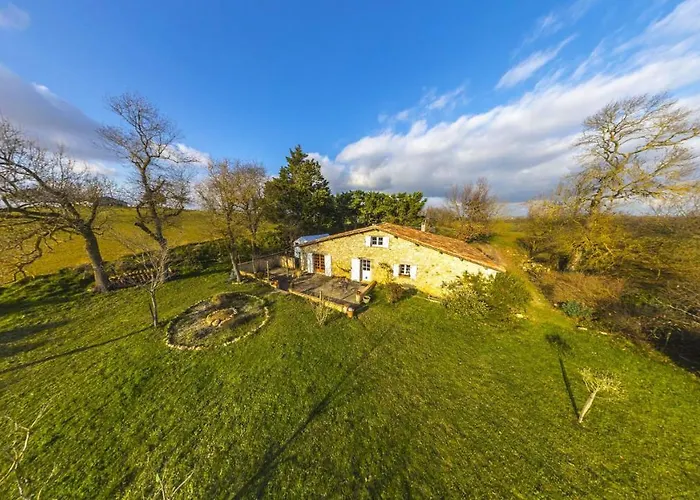 ホームステイ D'hotes Enmarcade