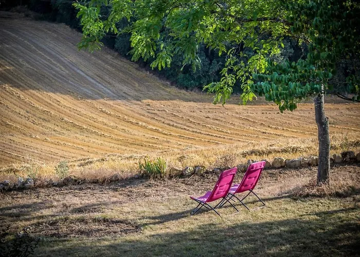 D'hotes Enmarcade * Touget