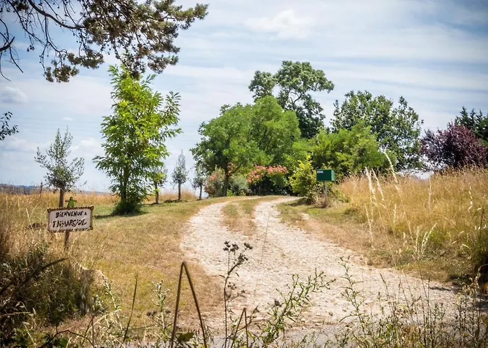 D'hotes Enmarcade ホームステイ *