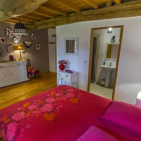 D'hotes Enmarcade Touget