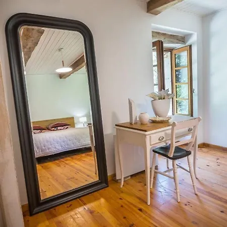 D'hotes Enmarcade 홈스테이