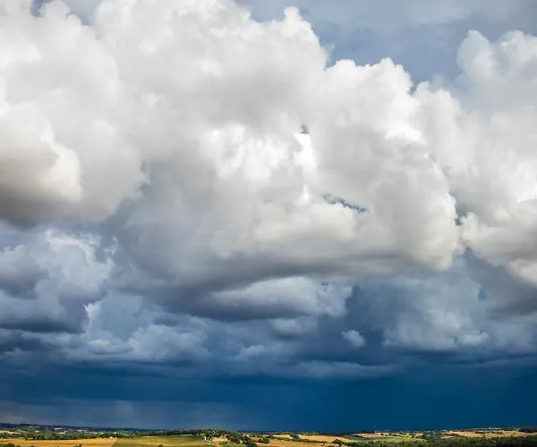 D'hotes Enmarcade * Touget